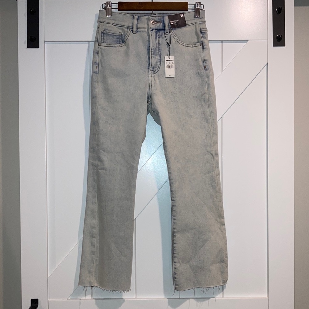 NWT Express Cropped Flare High Rose Jeans